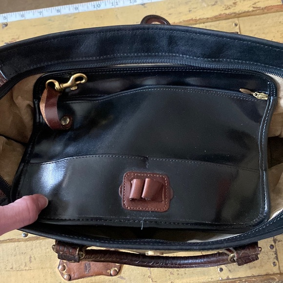 VINTAGE BRAHMIN DESIGNER BLACK 100% LEATHER BROWN CROC STRUCTURED BAG PURSE - Picture 9 of 16